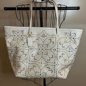 LARGE FLASHY COACH TOTE